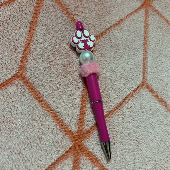 Hand Crafted Other - ✨New✨ Hand Beaded Dog Paw Pen 🐾